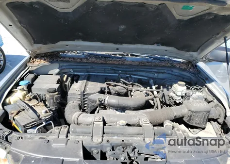 2009 Suzuki Equator Base from USA, damaged, VIN 5Z6BD06T09C414181